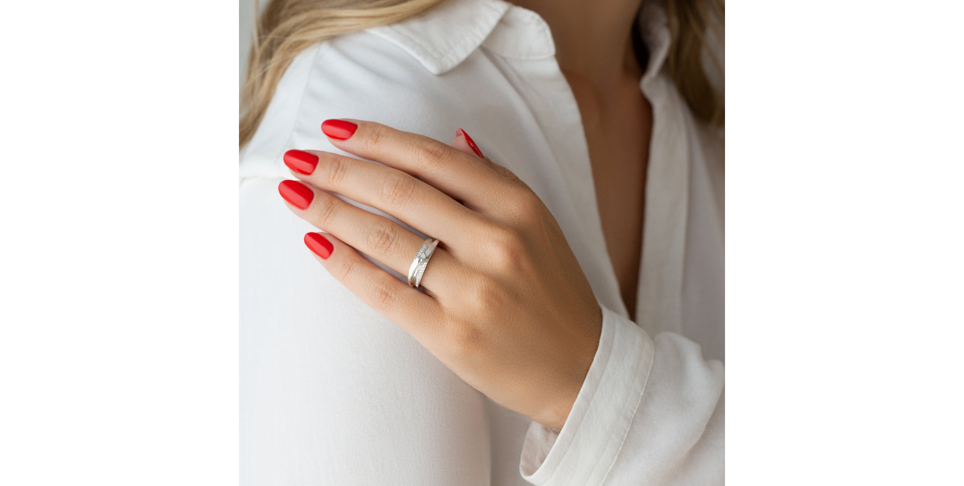 Prsten s diamanty Moon Stranger