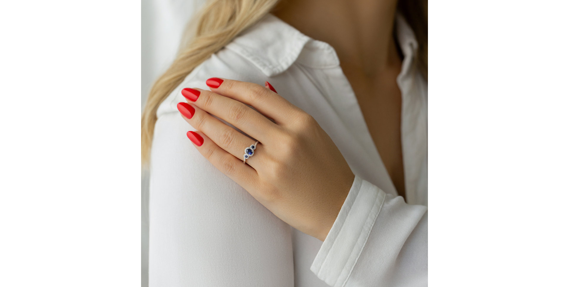 Prsten se safíry a diamanty Denijs