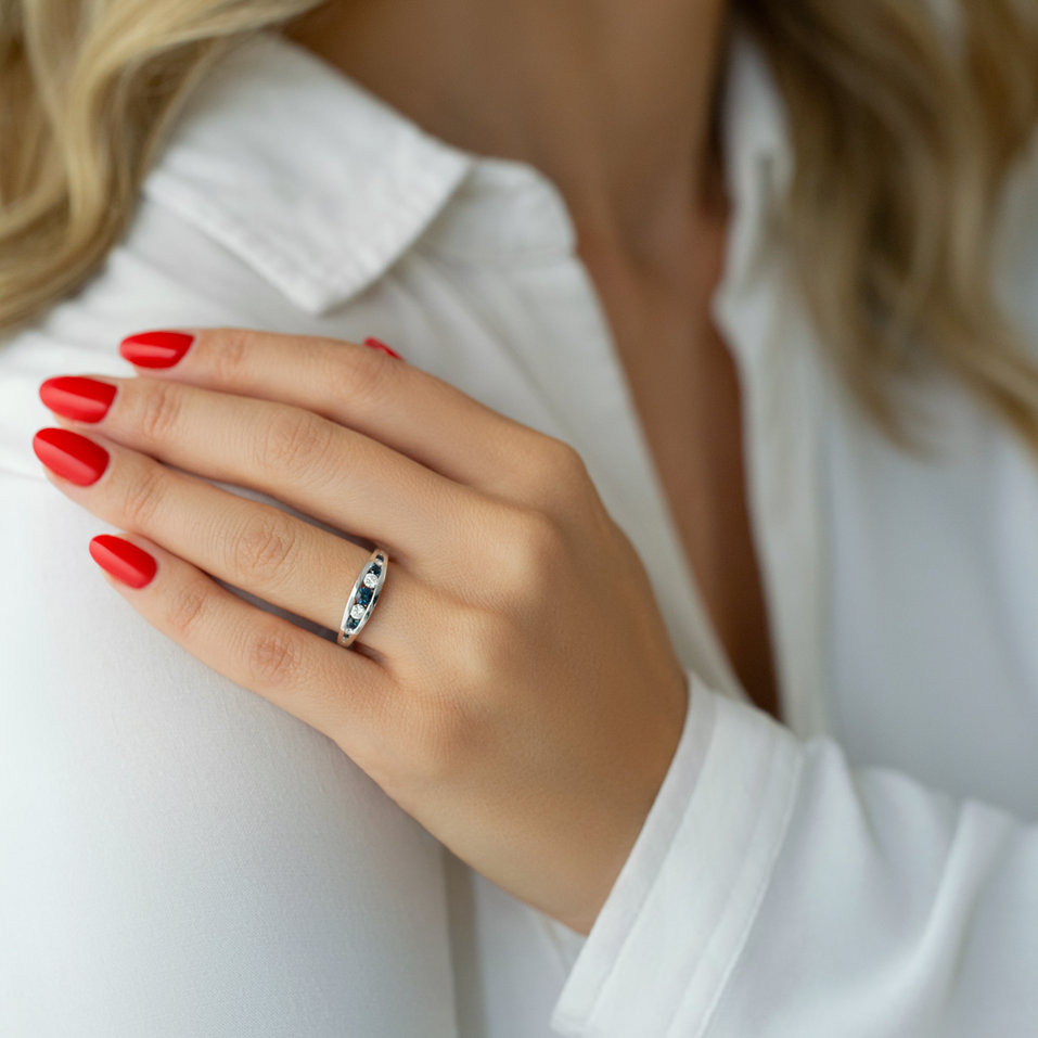 Prsten s diamanty a safíry Aiponyth