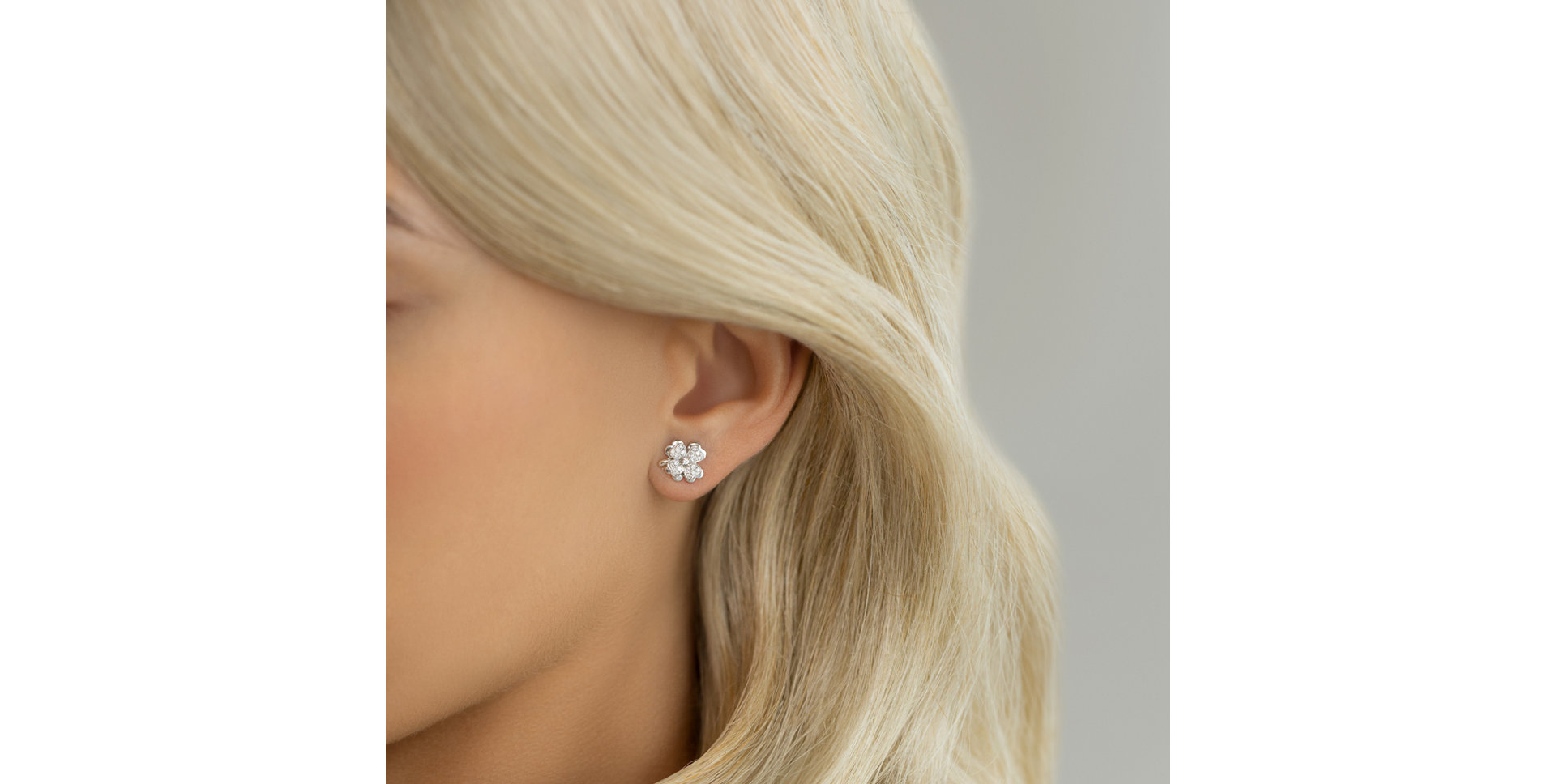 Náušnice s diamanty Gascaden