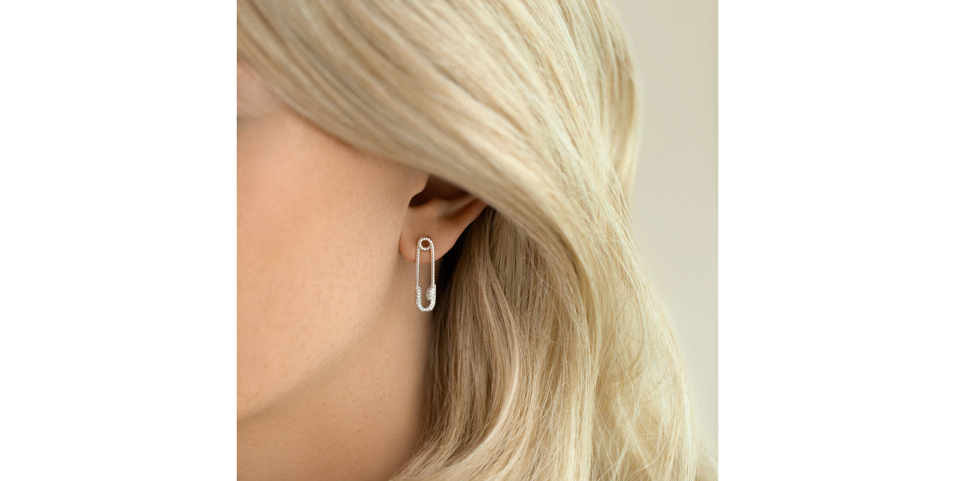 Náušnice s diamanty Cassual Office