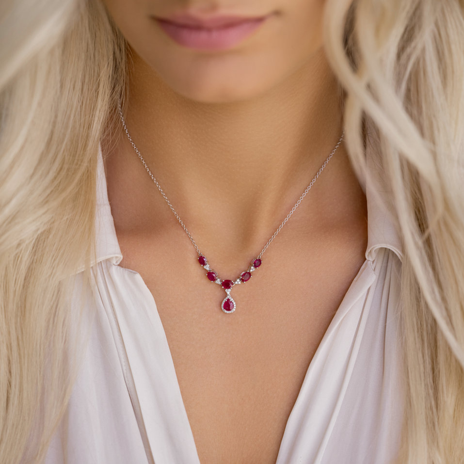 Náhrdelník s diamanty a safíry Royal Treasure