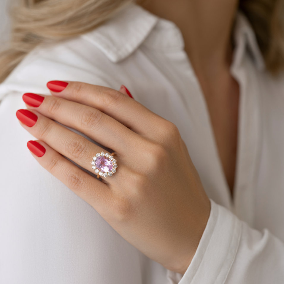 Prsten s kunzitem a diamanty Sky Goddess