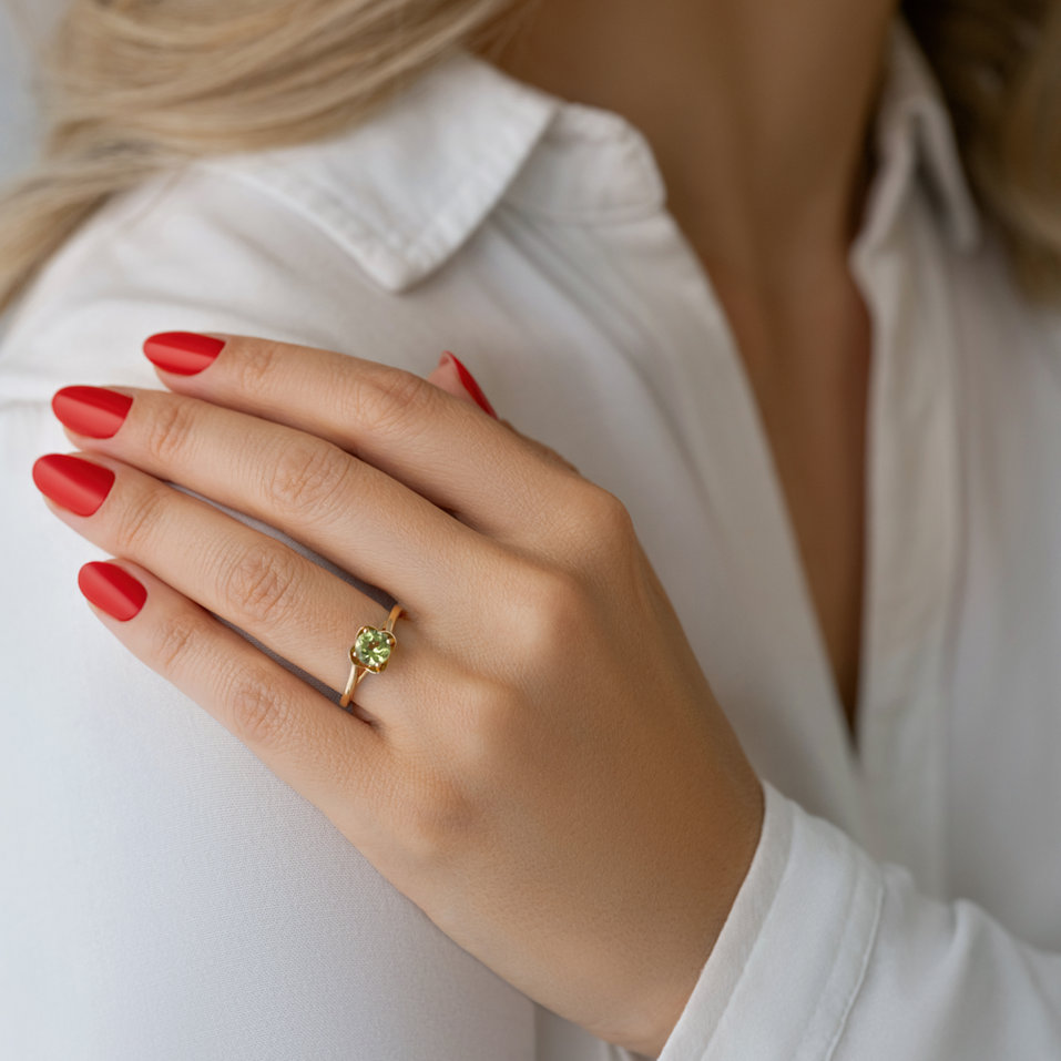 Prsten s peridotem a diamanty Charming Delight