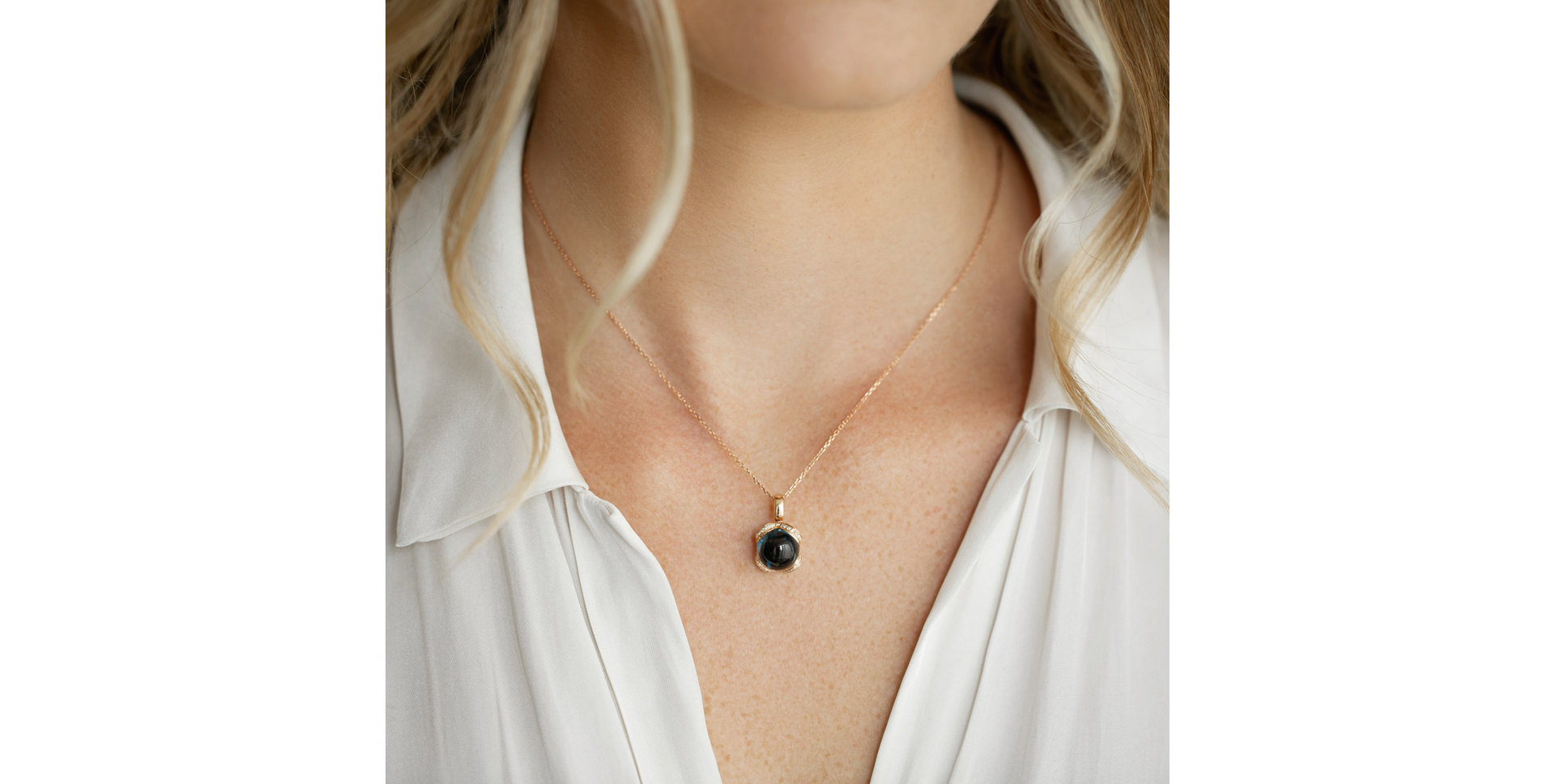 Přívěs s chalcedonem a diamanty Royal Drop