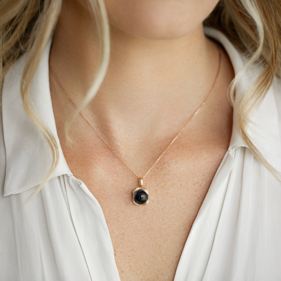 Přívěs s chalcedonem a diamanty Royal Drop