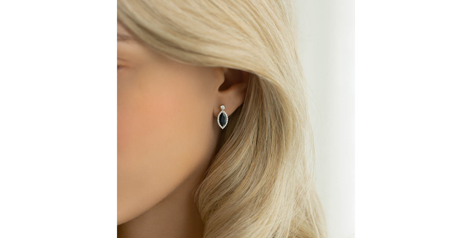 Náušnice s safírem a diamanty Mysterious Lagoon