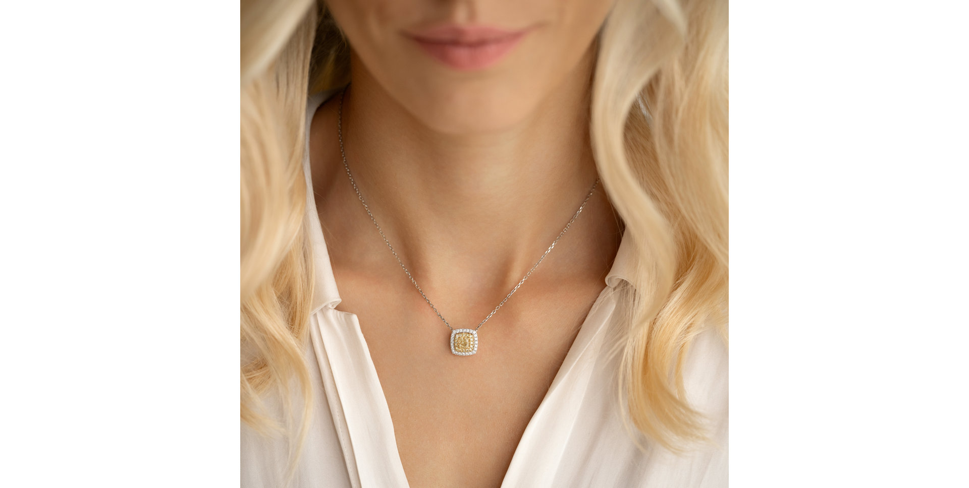 Náhrdelník s bílými a žlutými diamanty Sun Spirit