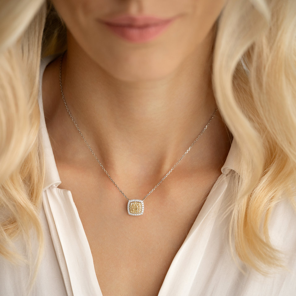 Náhrdelník s bílými a žlutými diamanty Sun Spirit