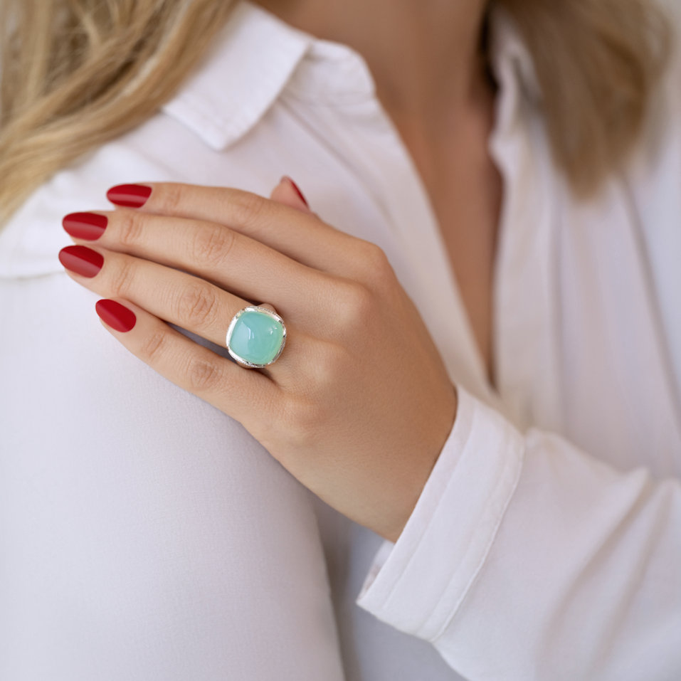 Prsten s chalcedonem a diamanty Charming Blossom